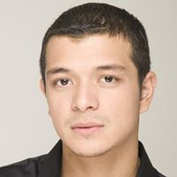 Robert Avelino Photo 4