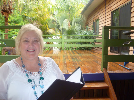 Kim Lester Photo 35