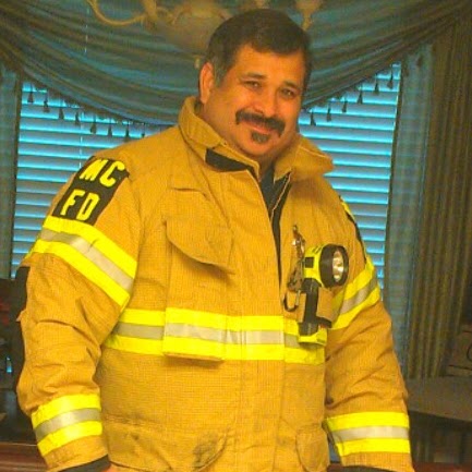 Robert Vargas Photo 42