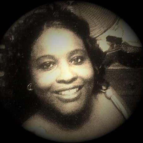 Valerie Hunter Photo 40