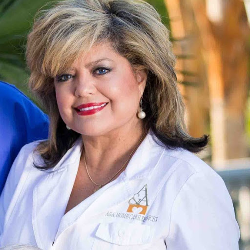 Suzanne Armstrong Photo 25