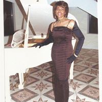 Veronica Miles Photo 18