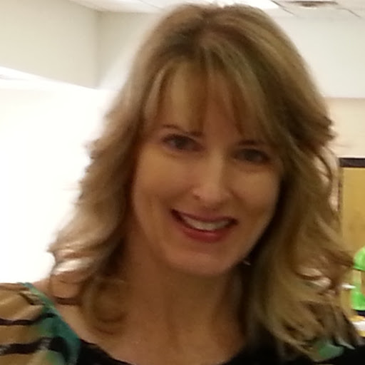 Nicole Lynch Photo 18