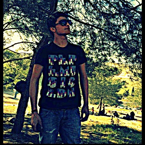 Ahmad Allan Photo 16