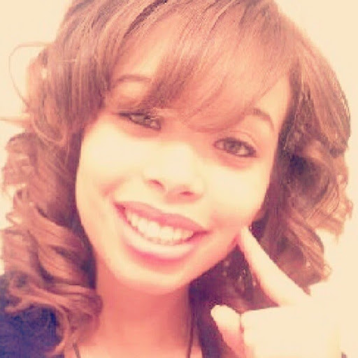 Janell Harris Photo 4