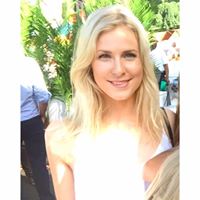 Amanda Larsen Photo 21