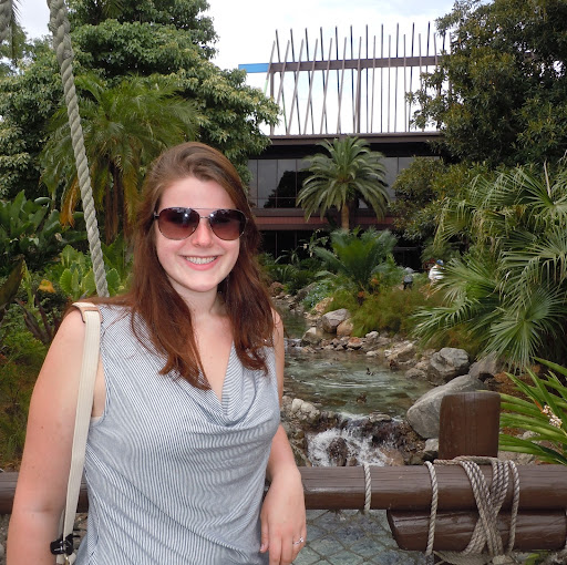 Anna Rutledge Photo 5