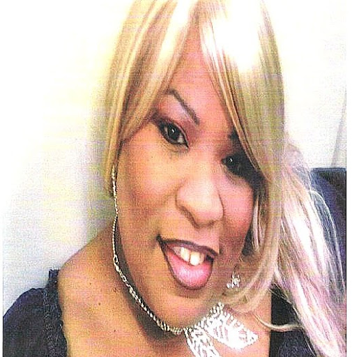 Rosalyn Daniels Photo 14