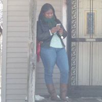Adrienne Moore Photo 38