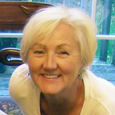 Shelley Mitchell Photo 15