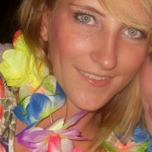 Jennifer Leary Photo 35