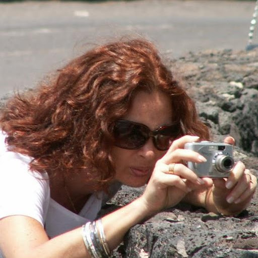 Gloria Luna Photo 24