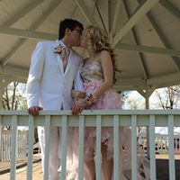 Hailey Howell Photo 5