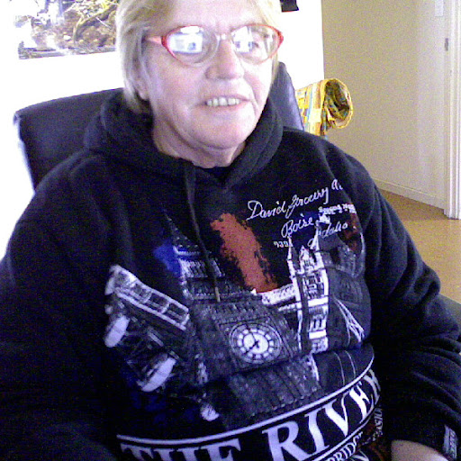 Judith Saunders Photo 34