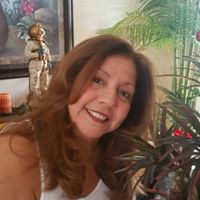 Julie Seaton Photo 4