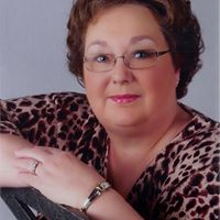 Marilyn Livingston Photo 14