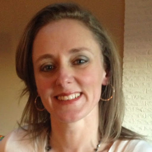 Angela Russell Photo 27