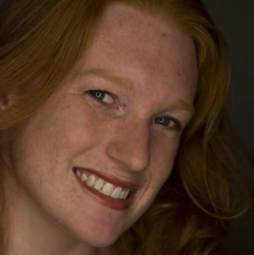 Christina Garrett Photo 8