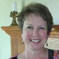 Elizabeth Tracy Photo 37