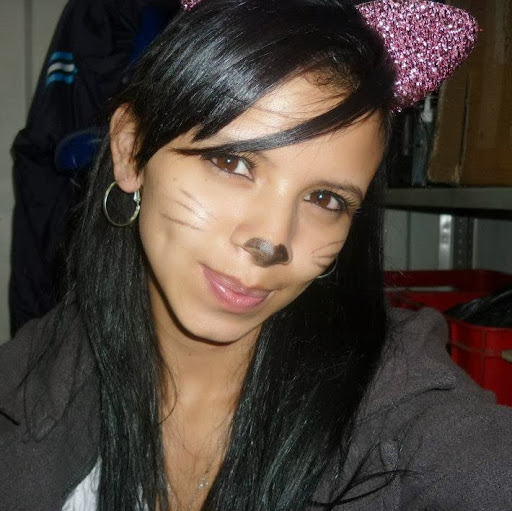 Paola Arce Photo 28