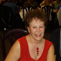 Elizabeth Buck Photo 45