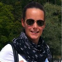 Julia Beyer Photo 6
