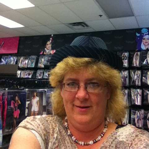 Debbie Harris Photo 8