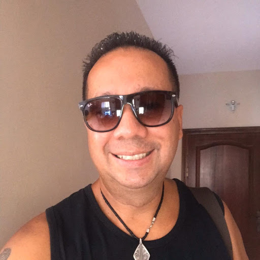 Guillermo Gonzalez Photo 21