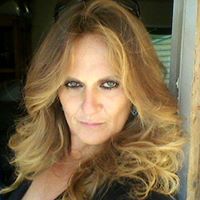Ruth Hopkins Photo 39
