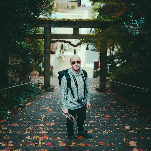 Caleb Perry Photo 5
