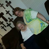 Evelyn Williams Photo 24