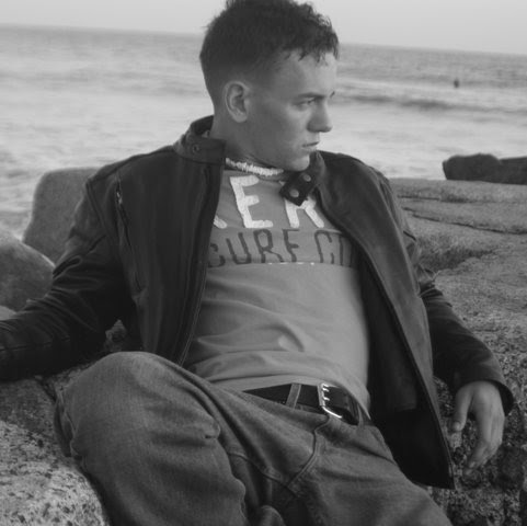 James Vincent Photo 14