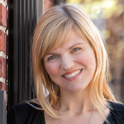 Sonya Collins Photo 30