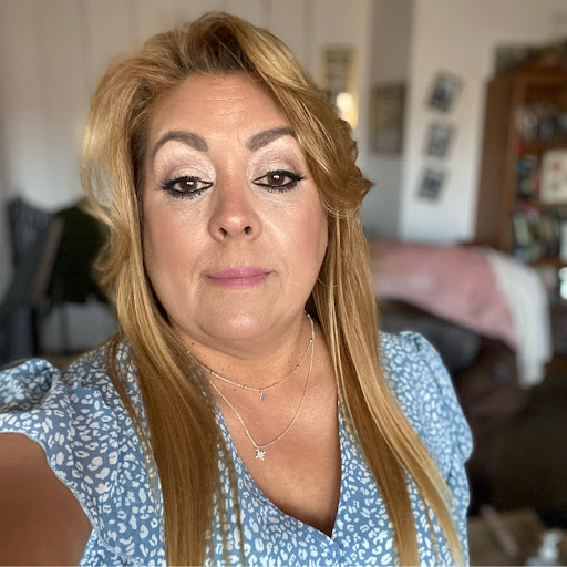 Eneida Santos Photo 21