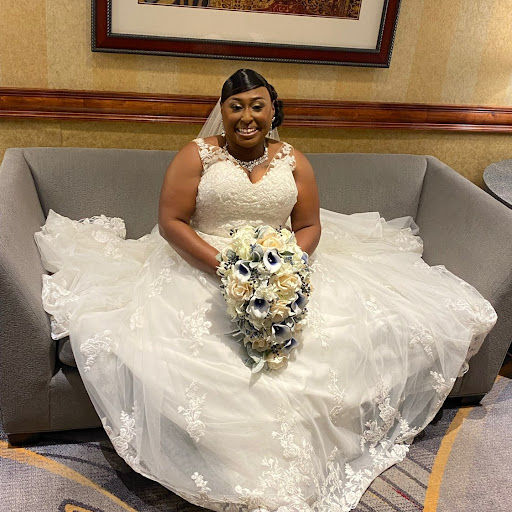 Kimberly Thomas Photo 36