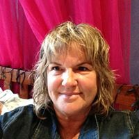 Michelle Mclellan Photo 43