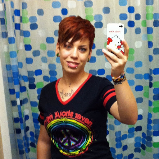 Danielle Norris Photo 6