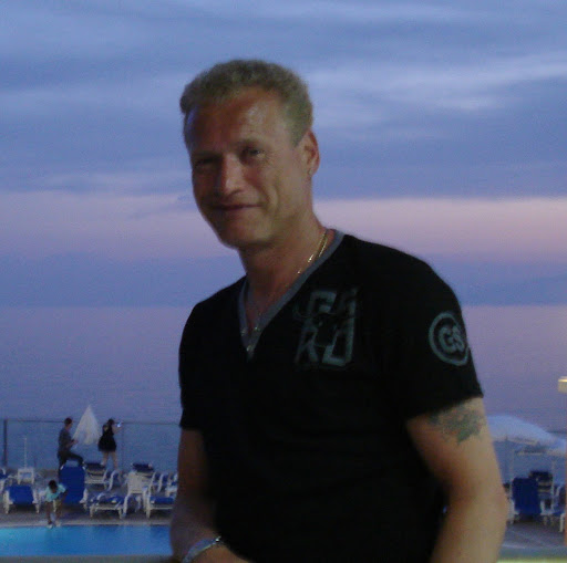 Martin Vernon Photo 11