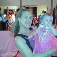 Joy Watts Photo 41
