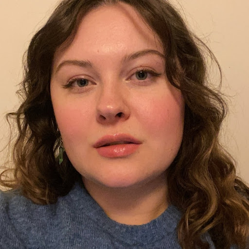 Amy Leroux Photo 5