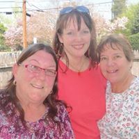 Suzanne Armstrong Photo 37