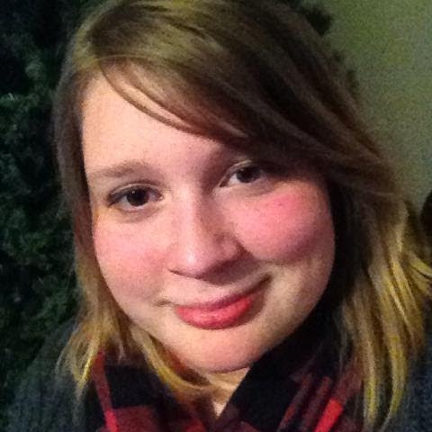 Julia Waters Photo 11