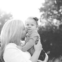 Katie Lindsey Photo 10