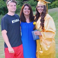 Kelly Sweeney Photo 36