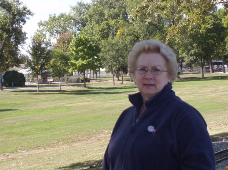 Nancy Hensley Photo 31