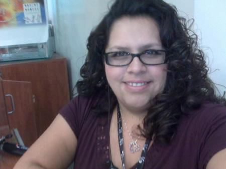 Karla Velasquez Photo 21