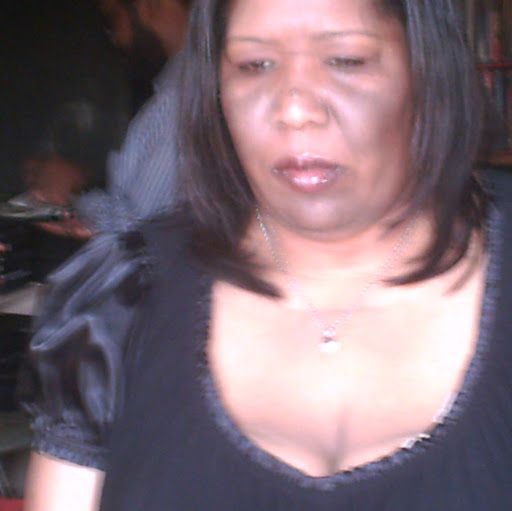 Cynthia Flowers Photo 28