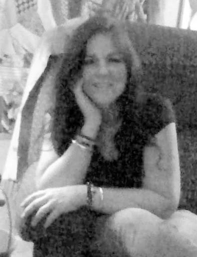 Teri Hunter Photo 34