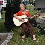 Joyce Dean Photo 11