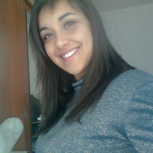 Ana Estevez Photo 32